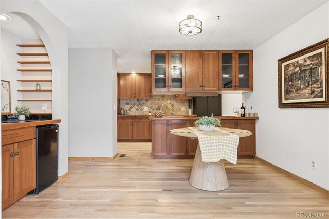 1423 S Salem Way, Aurora, CO 80012