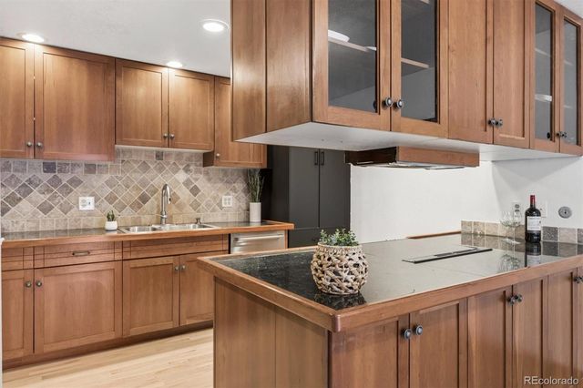 1423 S Salem Way, Aurora, CO 80012