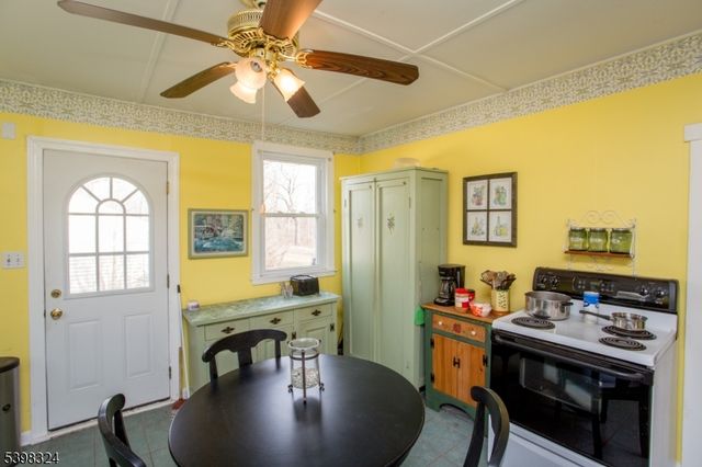 47 Hewitt Rd, Delaware Twp., NJ 08559