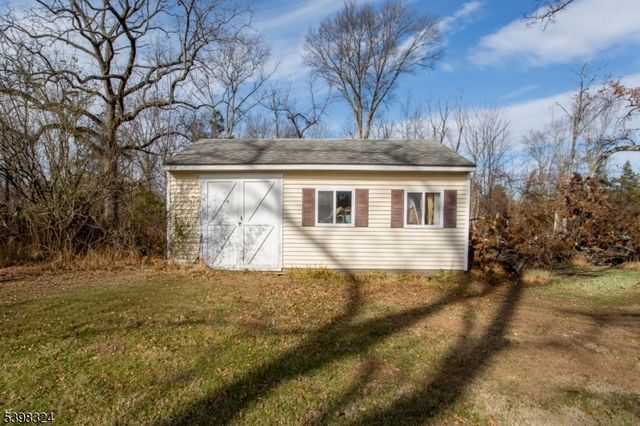 47 Hewitt Rd, Delaware Twp., NJ 08559