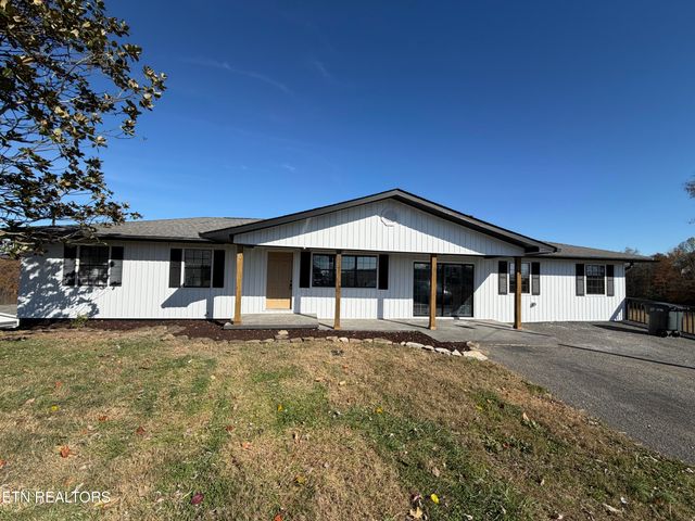 328 Peach Orchard Rd, Clinton, TN 37716