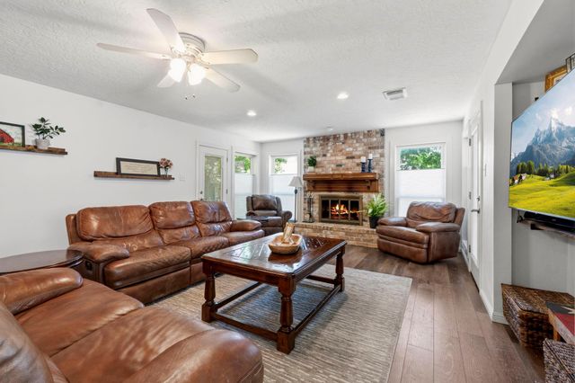 6315 Singing Creek Lane, Spring, TX 77379