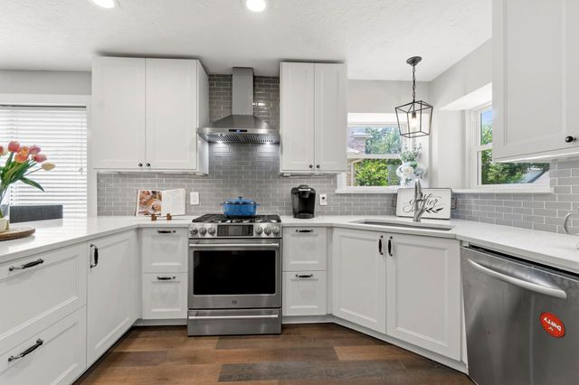 6315 Singing Creek Lane, Spring, TX 77379