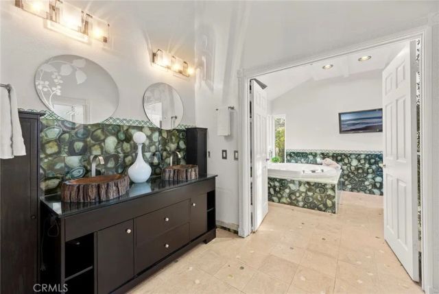 6641 E Canyon Hills, Anaheim Hills, CA 92807