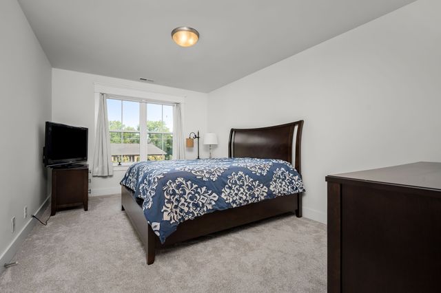 2106 Windsor St, Murfreesboro, TN 37130