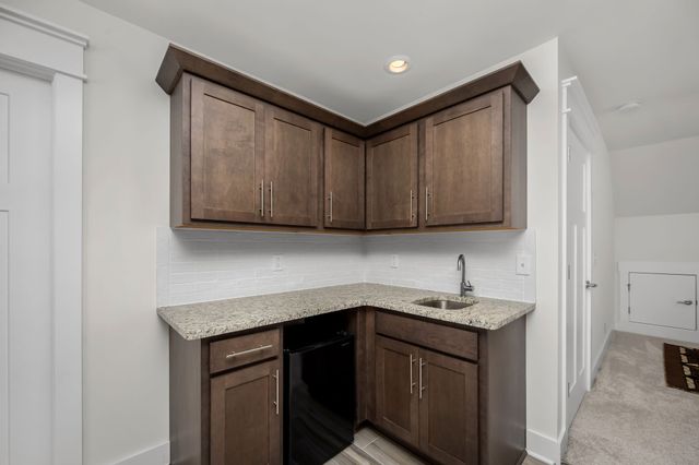 2106 Windsor St, Murfreesboro, TN 37130