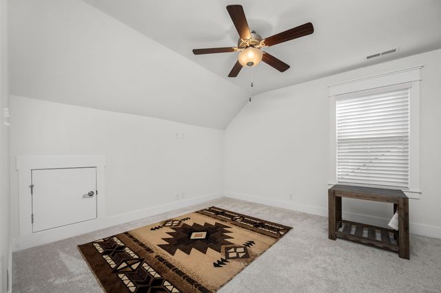 2106 Windsor St, Murfreesboro, TN 37130