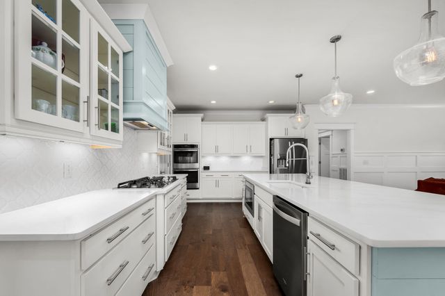 2106 Windsor St, Murfreesboro, TN 37130