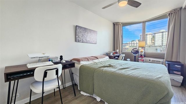 1535 Pensacola Street 605, Honolulu, HI 96822