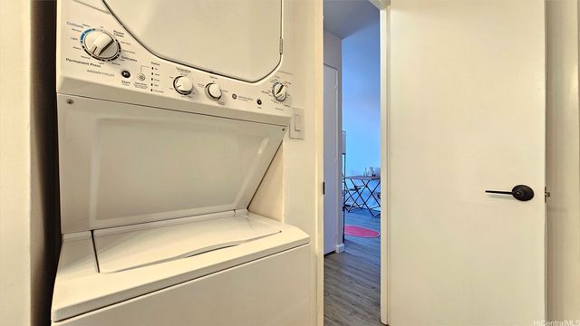 1535 Pensacola Street 605, Honolulu, HI 96822