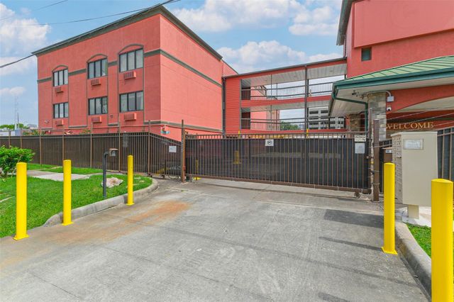 1025 Swanson Street 209, Houston, TX 77030