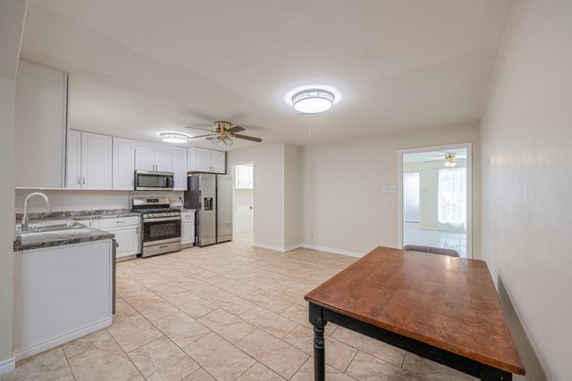 312 Thornridge Dr, Midland, TX 79703