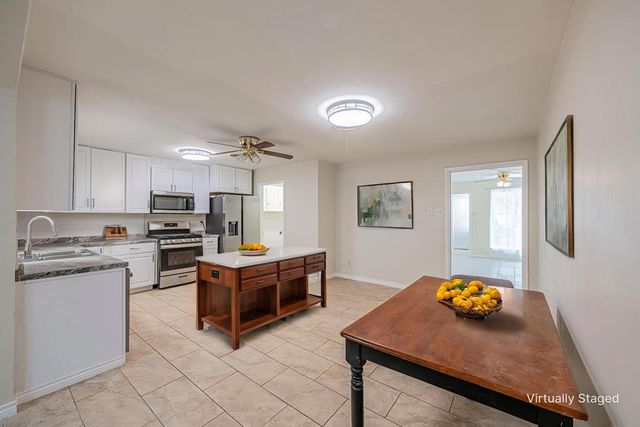 312 Thornridge Dr, Midland, TX 79703