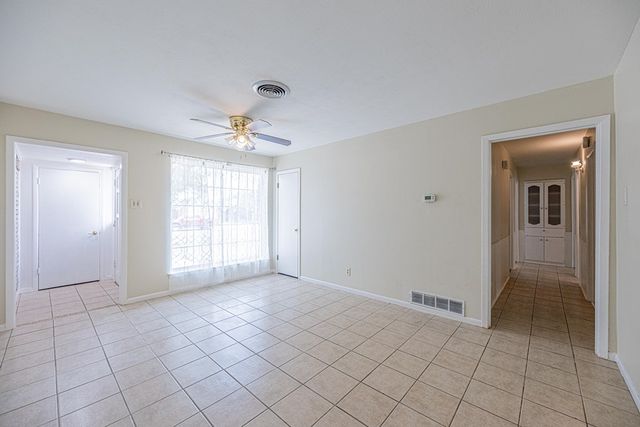 312 Thornridge Dr, Midland, TX 79703