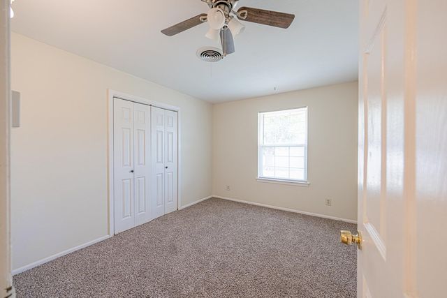 312 Thornridge Dr, Midland, TX 79703