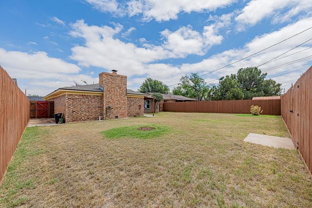 312 Thornridge Dr, Midland, TX 79703