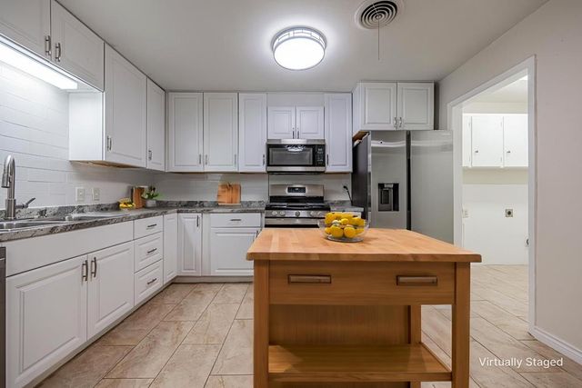 312 Thornridge Dr, Midland, TX 79703