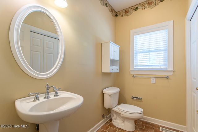 140 Middleton Drive, Hertford, NC 27944