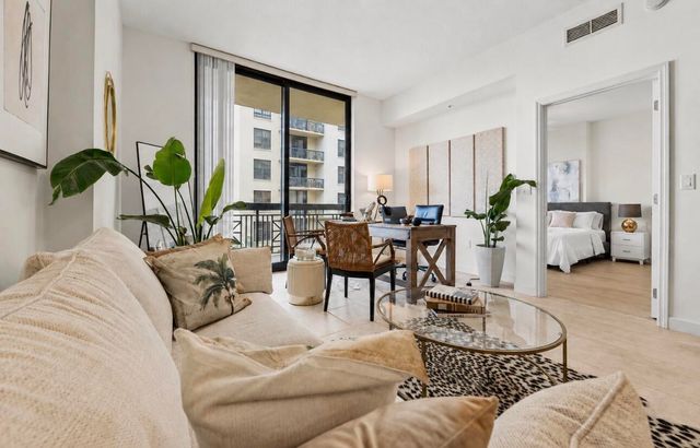 801 S OLIVE Avenue 1123, West Palm Beach, FL 33401
