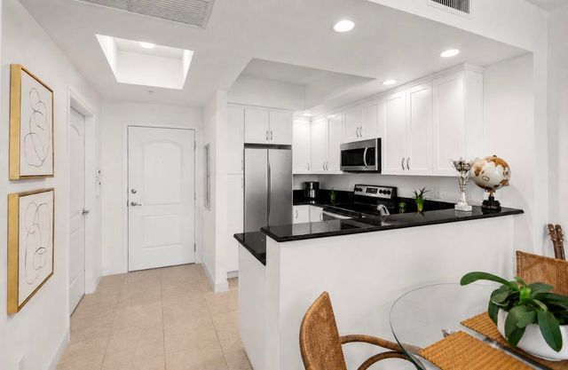 801 S OLIVE Avenue 1123, West Palm Beach, FL 33401