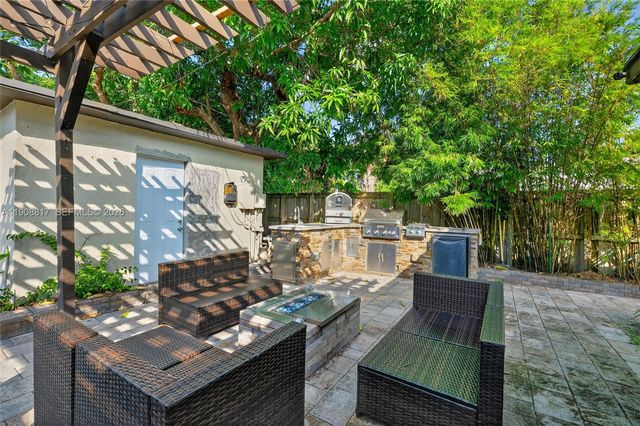 155 NW 124th Street, North Miami, FL 33168