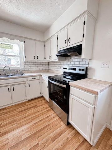 127 Brenda Drive, Lawrenceburg, KY 40342