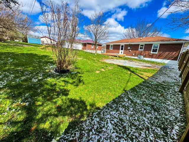 127 Brenda Drive, Lawrenceburg, KY 40342