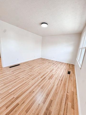 127 Brenda Drive, Lawrenceburg, KY 40342