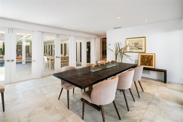 5907 Riviera Dr, Coral Gables, FL 33146