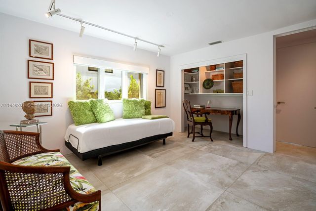 5907 Riviera Dr, Coral Gables, FL 33146