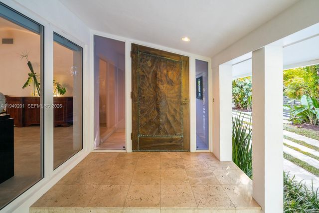 5907 Riviera Dr, Coral Gables, FL 33146