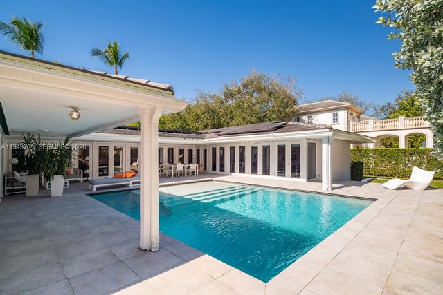 5907 Riviera Dr, Coral Gables, FL 33146