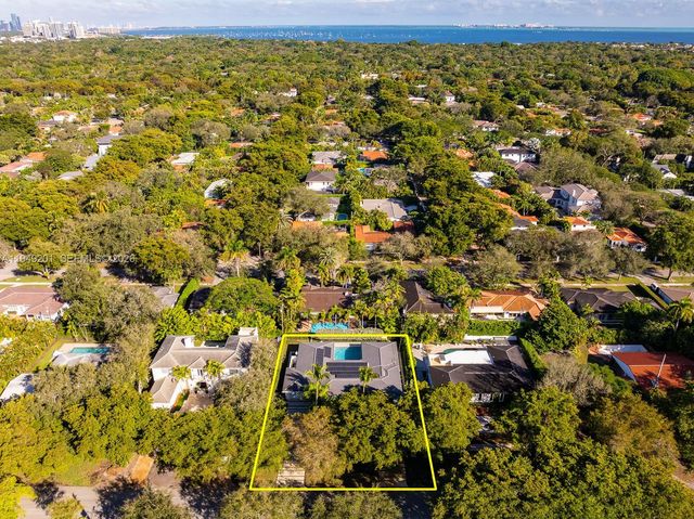 5907 Riviera Dr, Coral Gables, FL 33146