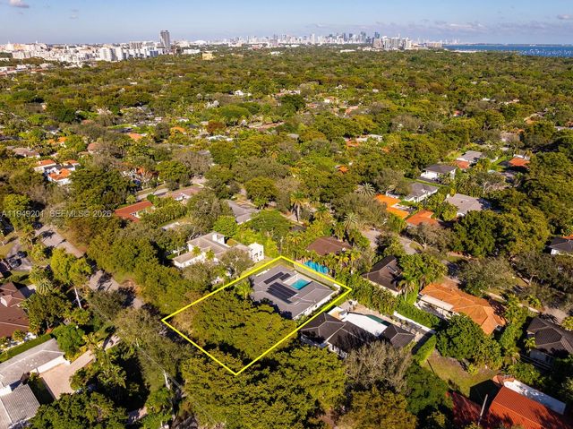 5907 Riviera Dr, Coral Gables, FL 33146