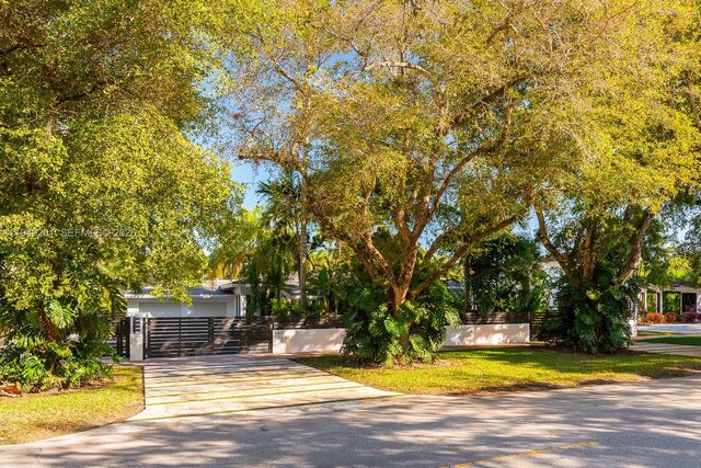 5907 Riviera Dr, Coral Gables, FL 33146