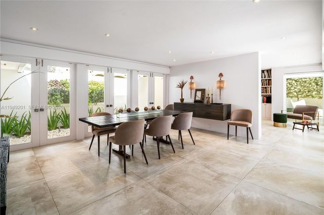 5907 Riviera Dr, Coral Gables, FL 33146