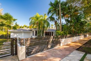 5907 Riviera Dr, Coral Gables, FL 33146
