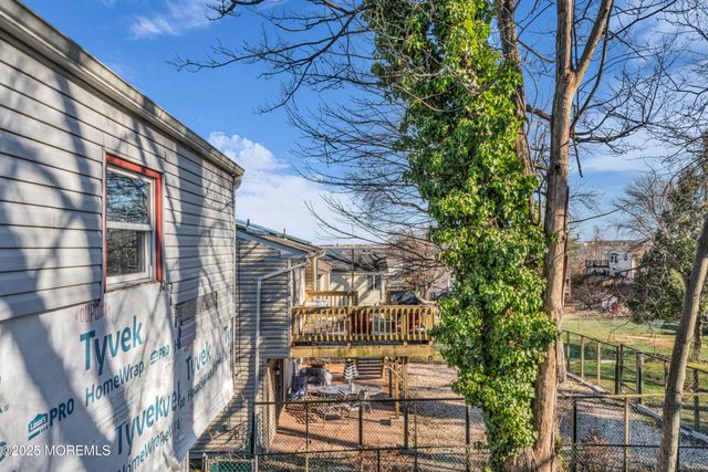 975 S Concourse, Keyport, NJ 07735