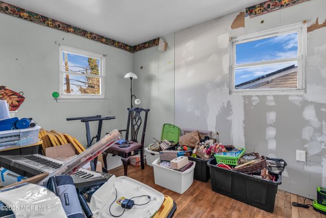 975 S Concourse, Keyport, NJ 07735