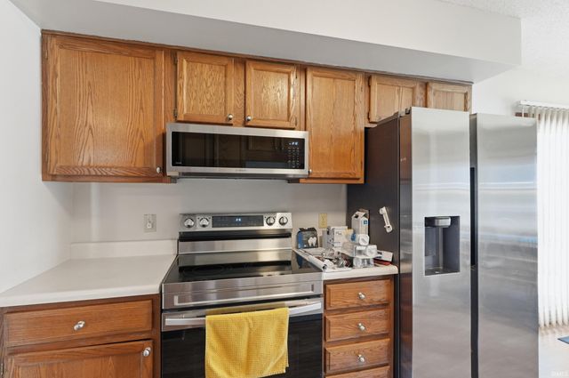 2108 Portage Pass, Auburn, IN 46706