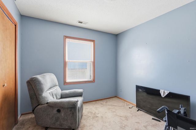 2108 Portage Pass, Auburn, IN 46706