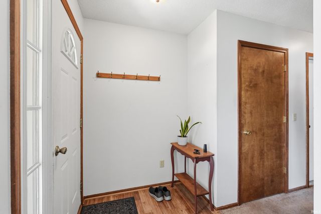 2108 Portage Pass, Auburn, IN 46706