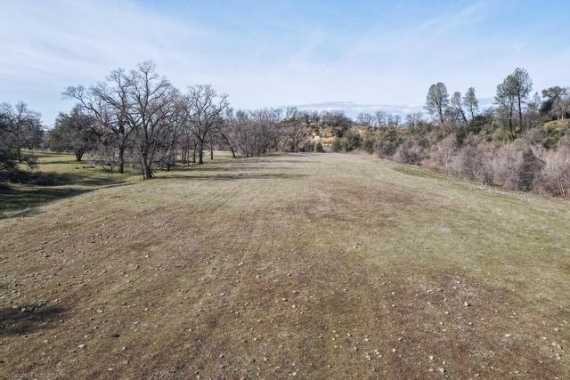 24326 CA-44, Millville, CA 96062