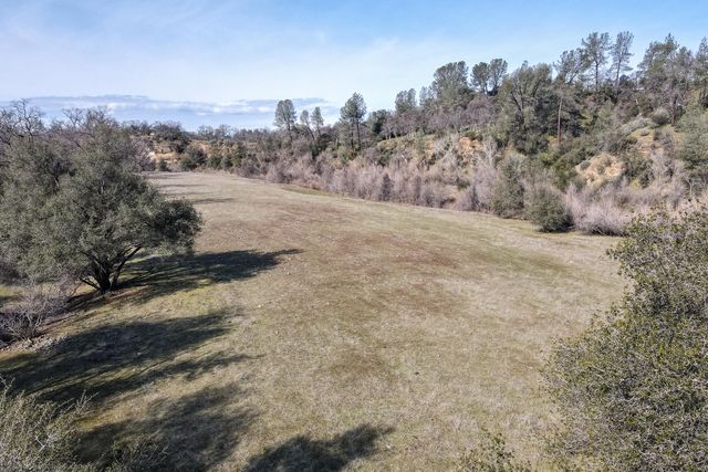 24326 CA-44, Millville, CA 96062