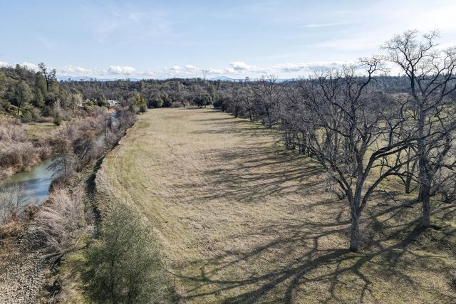 24326 CA-44, Millville, CA 96062