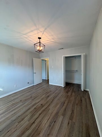 9032 Nuckols Crossing RD, Austin, TX 78744