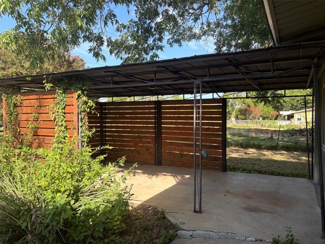9032 Nuckols Crossing RD, Austin, TX 78744