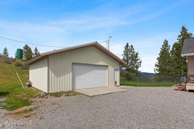 10824 N Payment Peak Rd, Hauser, ID 83854