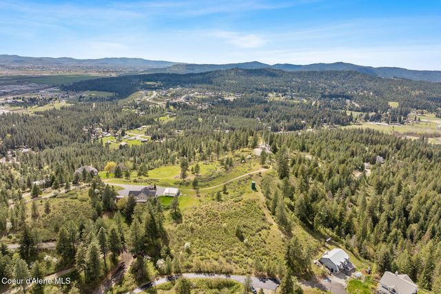 10824 N Payment Peak Rd, Hauser, ID 83854