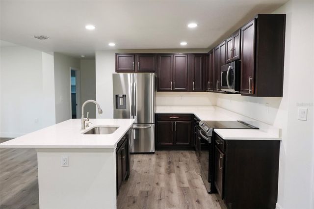 730 CRYSTAL LAKE RD, Lutz, FL 33548